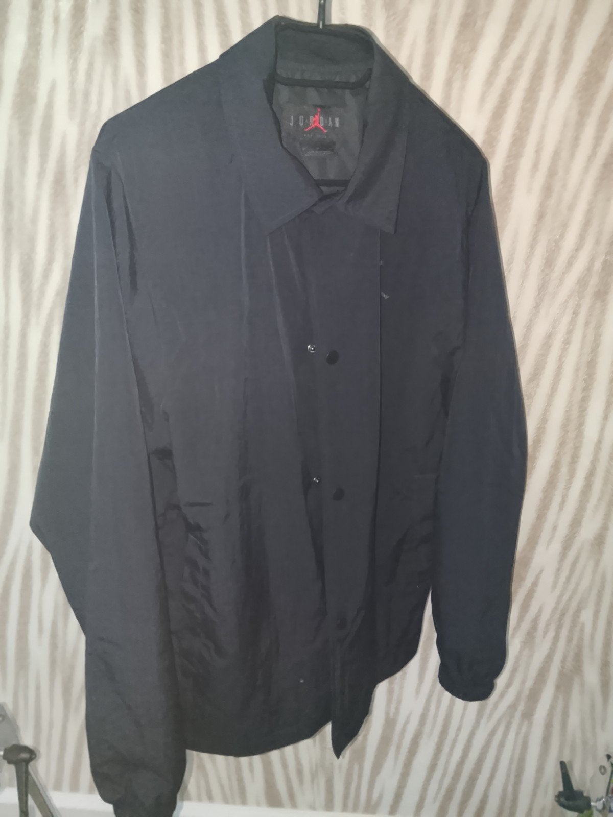 Nike Air Jordan Nylon Jasje met Kraag - Maat M, Kleding | Heren, Jassen | Zomer, Maat 48/50 (M), Zwart, Ophalen of Verzenden, Gedragen