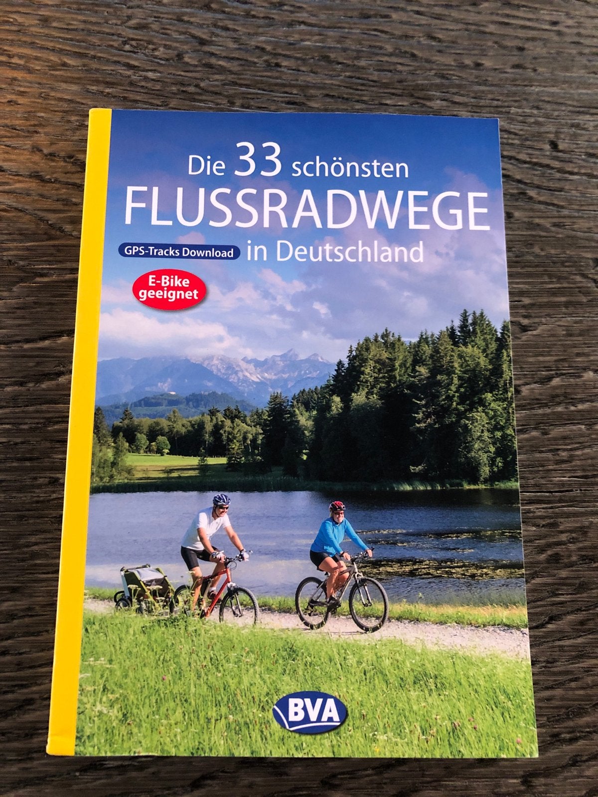 33 Mooiste Fietsroutes langs Rivieren in Duitsland (BVA), Overige merken, Fiets- of Wandelgids, Europa, Ophalen of Verzenden