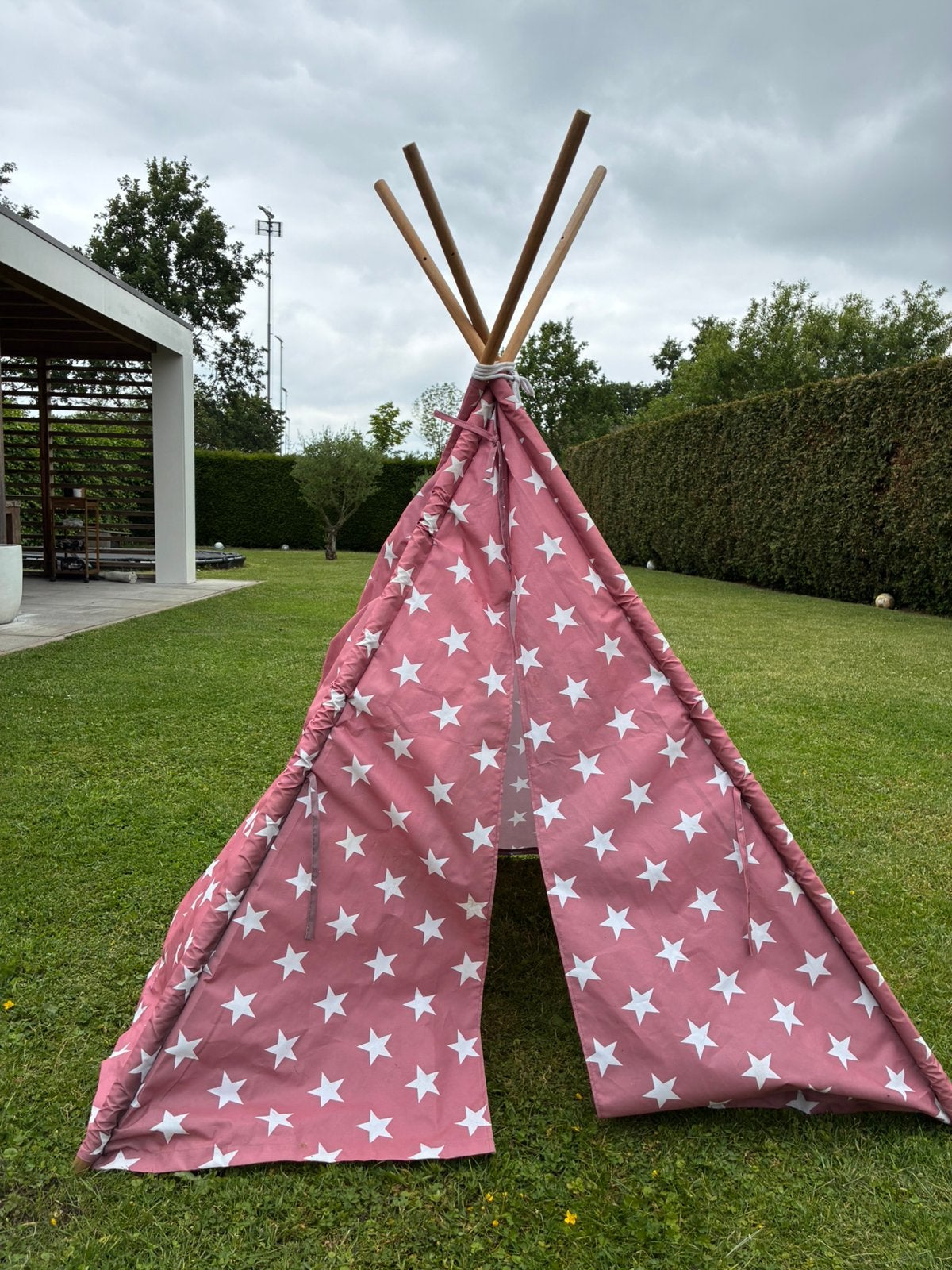 Te koop: 2 Kinder tipi speeltenten, Ophalen, Zo goed als nieuw