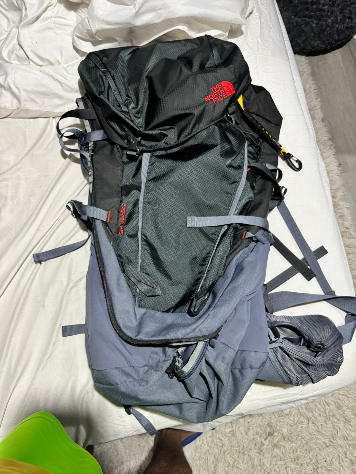 Like-new The north face terra 65 hiking/travel backpack, Ophalen of Verzenden, Zo goed als nieuw, Zwart, 30 cm of meer