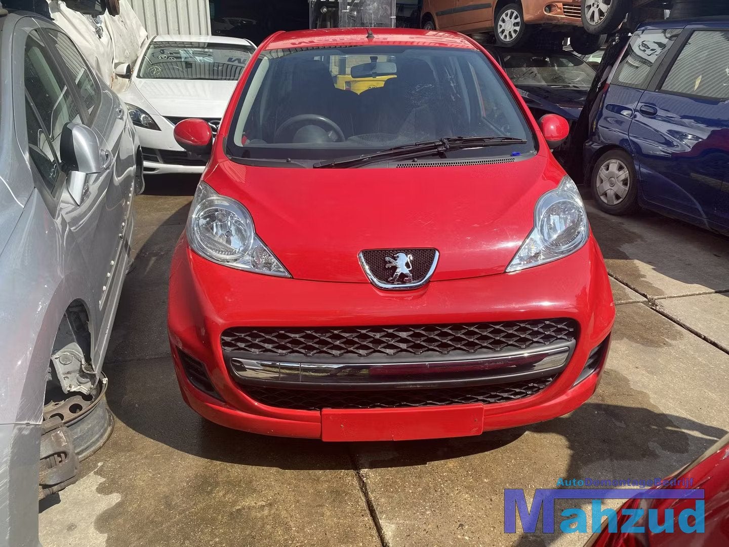 2010 PEUGEOT 107 1.0 automaat demontage sloop donorauto, Taurusavenue 1
2132 LS  Hoofddorp, NL, Gebruikt, Contact.group@renault.com