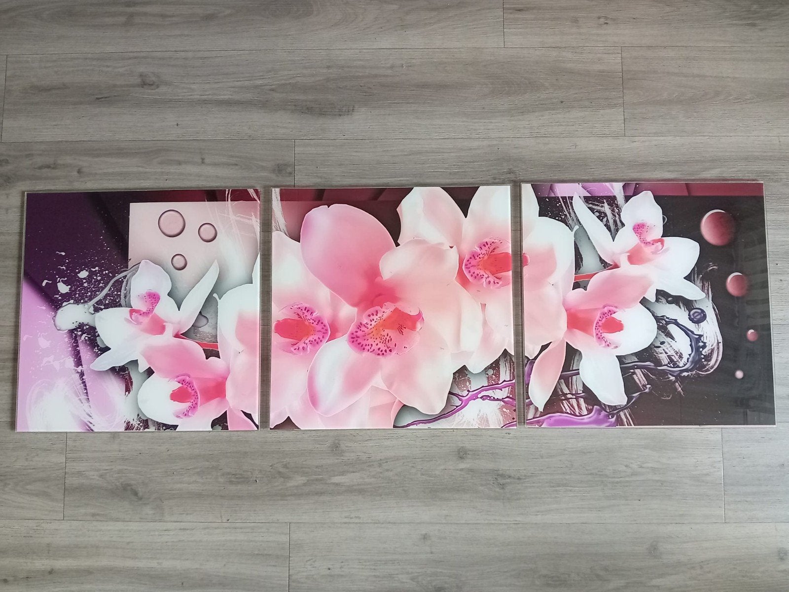 Glazen drieluik met orchideeën, Ophalen, 50 tot 75 cm, Schilderij