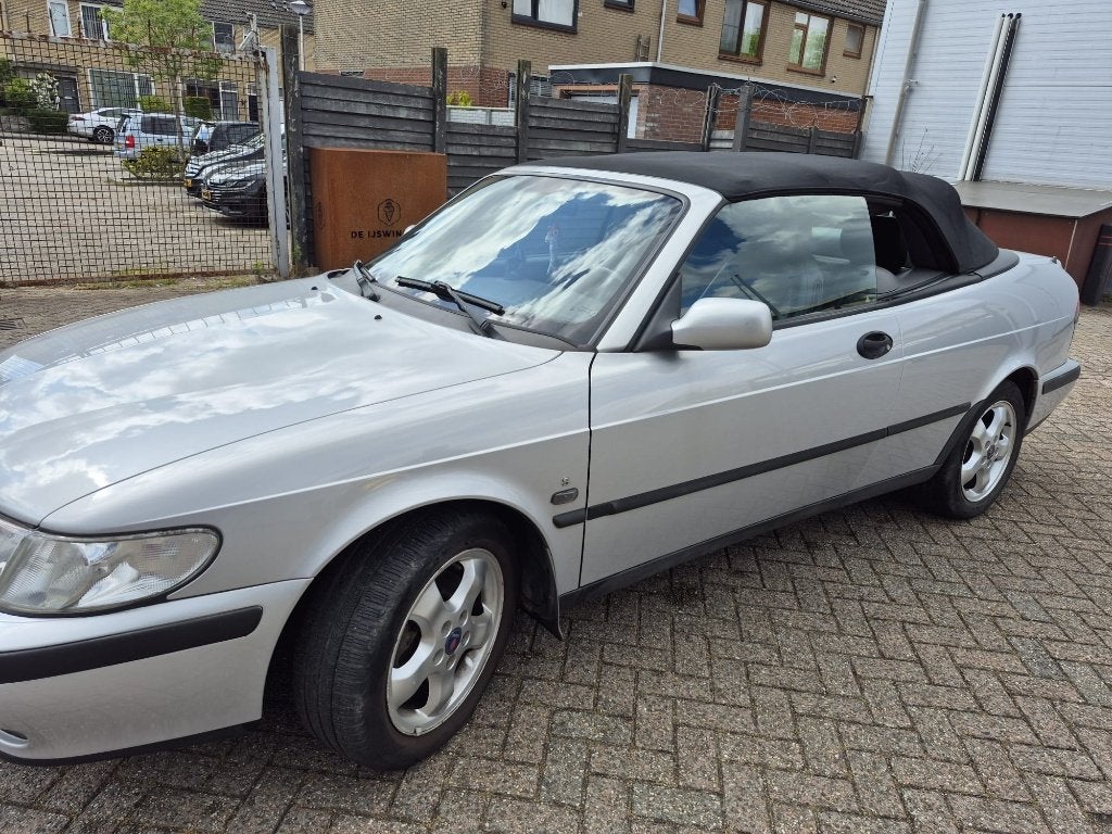 Saab 9-3 2.0 Turbo Cabrio 2002 Grijs (DEFECT), Auto's, Saab, Particulier, Saab 9-3, Benzine, E, Cabriolet, Automaat, Origineel Nederlands