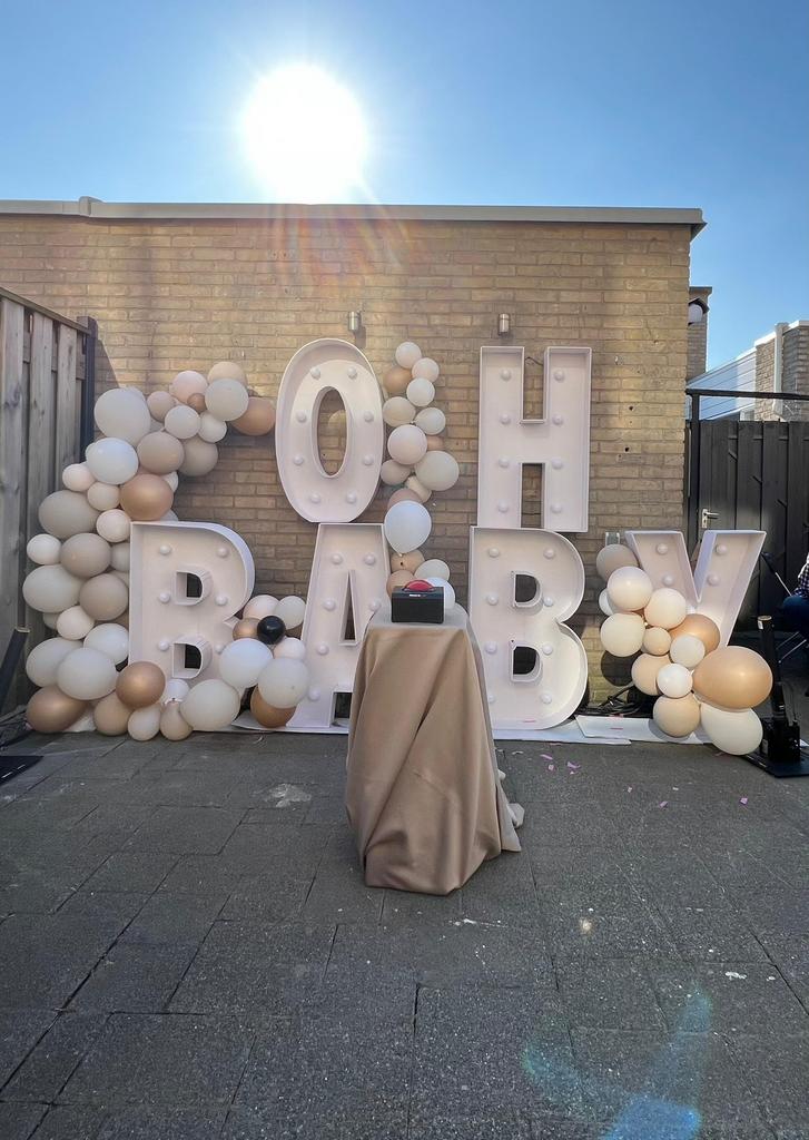 Lichtletters “OH BABY” te huur!, Ophalen, Nieuw, Geboorte of Huwelijk