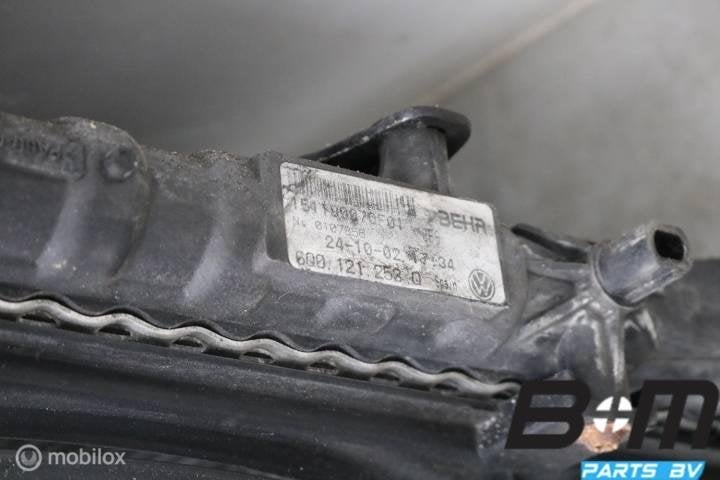 Radiateur + ventilatoren VW Polo 9N3 6Q0121207F, Auto-onderdelen, Gebruikt