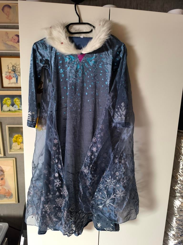 Elsa jurk Frozen verkleedjurk met bontkraag, Ophalen of Verzenden, Zo goed als nieuw, Meisje