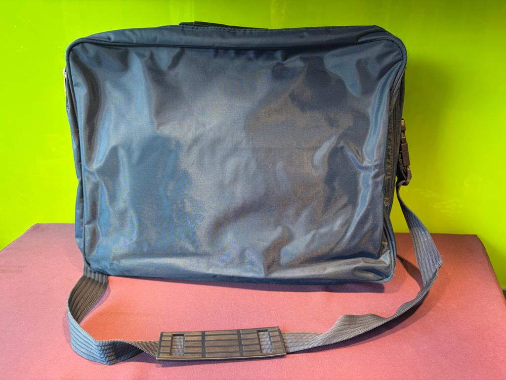 Originele BMW Laptop-/Schoudertas - Donkerblauw/Zwart, Gebruikt, 15 inch, Ophalen of Verzenden, Handvat