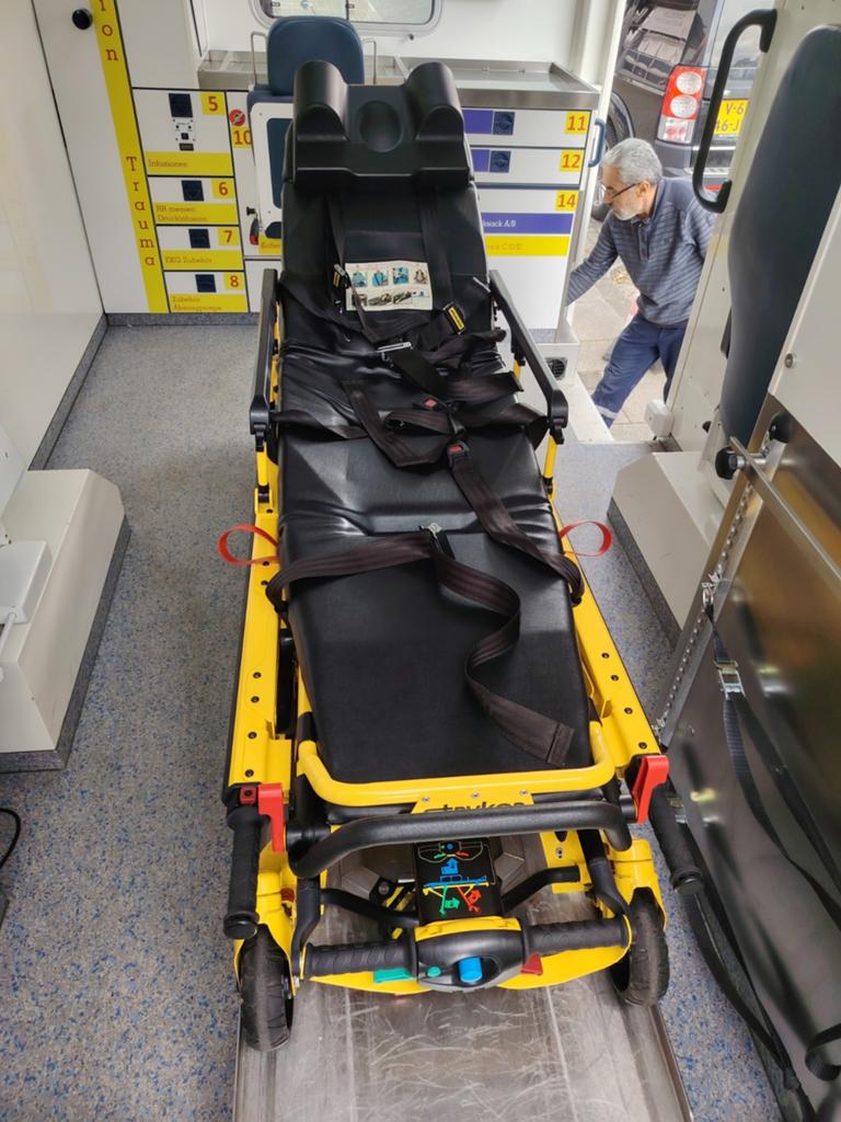 Brandcard ambulance Stryker met keuring!, Ophalen of Verzenden
