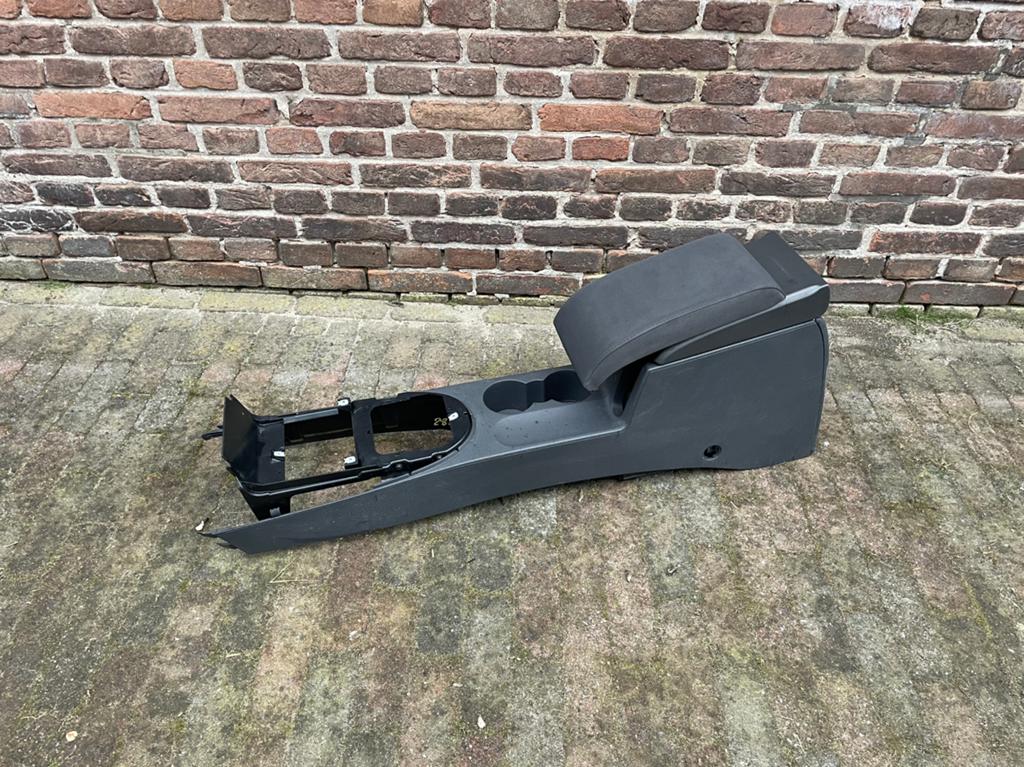 Luxe Touran armsteun Volkswagen Caddy, Auto-onderdelen, Interieur en Bekleding, Volkswagen, Ophalen of Verzenden