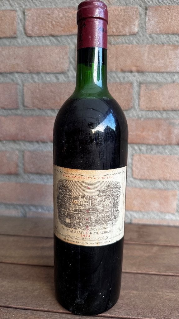 Château Lafite Rothschild Pauillac 1973, Frankrijk, Ophalen of Verzenden, Zo goed als nieuw, Rode wijn