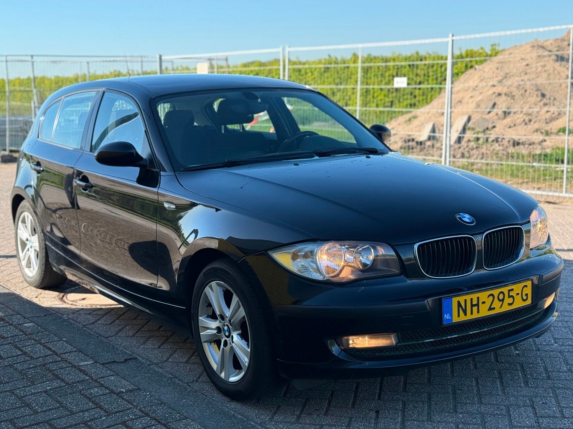 BMW 1-serie 116i Business Line Style Bj 2009 5Drs Airco, Auto's, 1-Serie, 4 cilinders, 1200 kg, Handgeschakeld