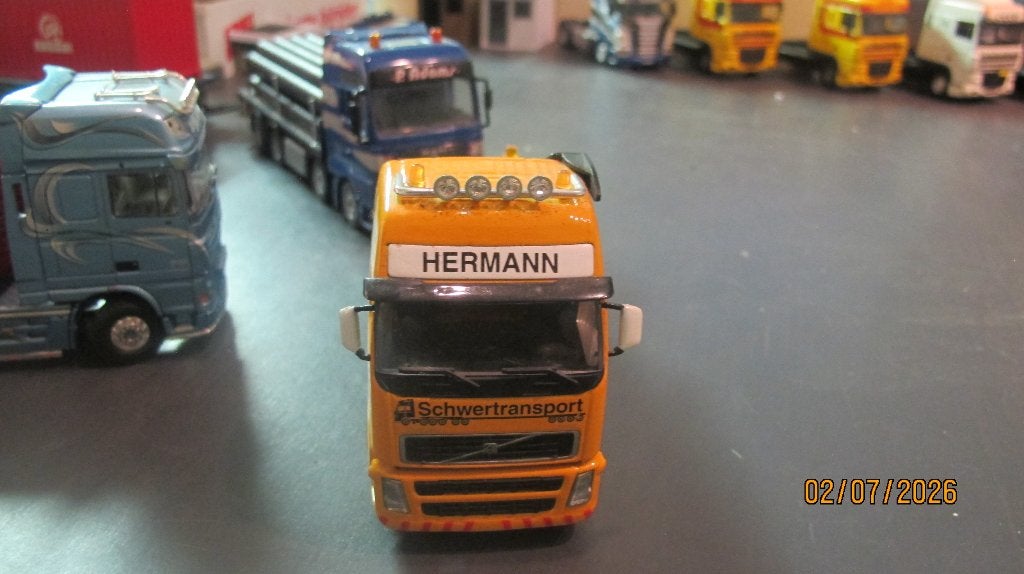 Lion Toys Volvo Hermann Code 3 Strooiwagen Z.G.A.N., Ophalen of Verzenden, Zo goed als nieuw, Bus of Vrachtwagen, Lion Toys