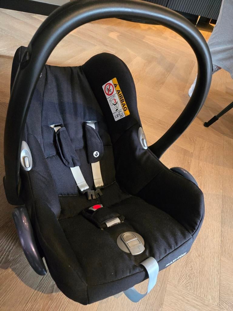 Maxi-Cosi autostoel met Little Dutch hoes - 1 jaar gebruikt, Ophalen of Verzenden, 0 t/m 13 kg, Maxi-Cosi, Gebruikt