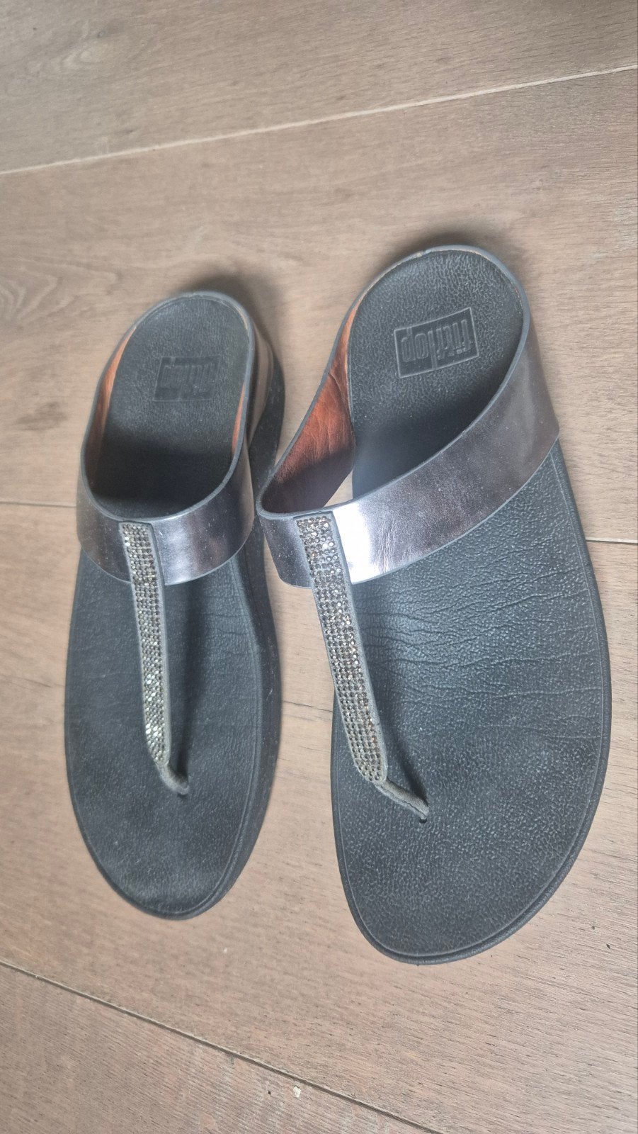 FitFlop slippers met strass - Maat 38, Kleding | Dames, Slippers, Zwart, FitFlop, Ophalen of Verzenden