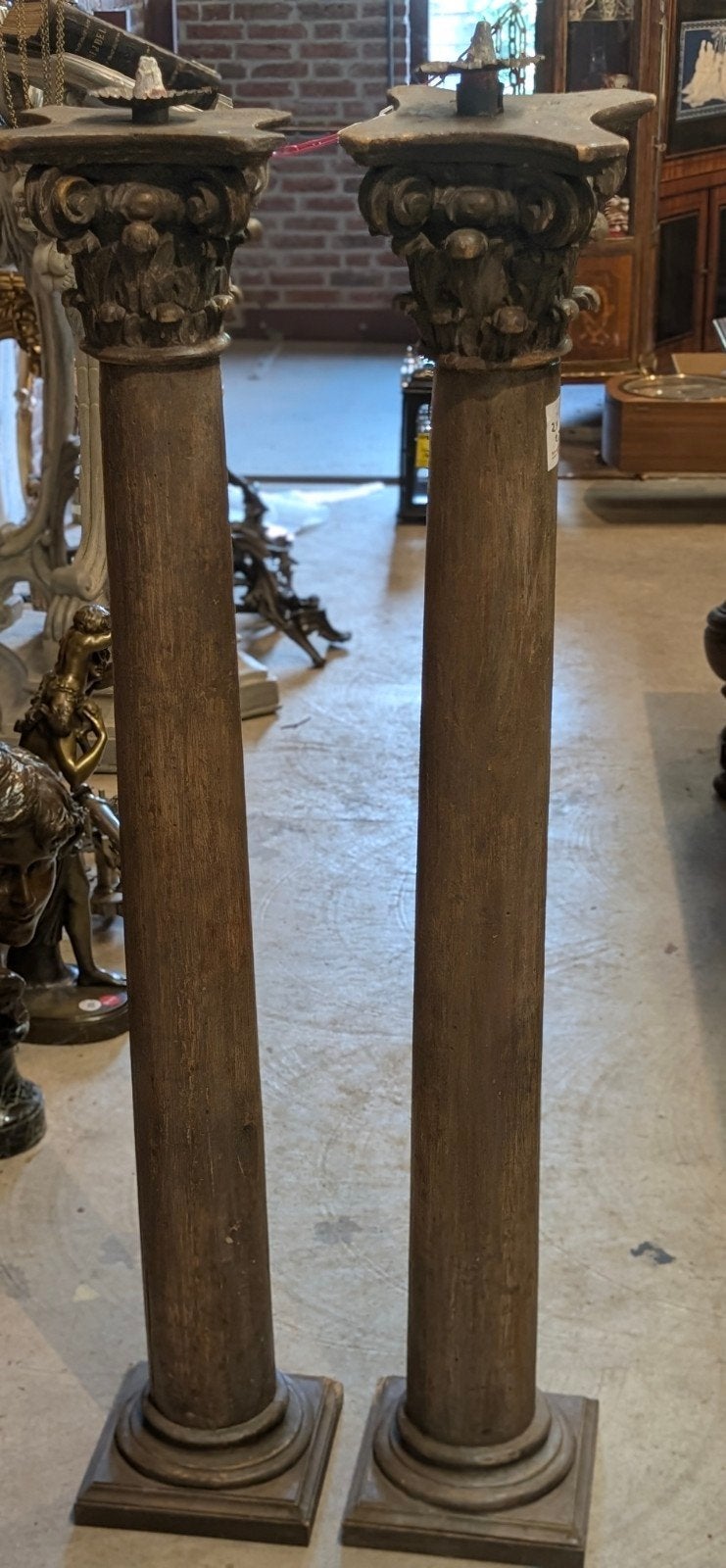 2 antieke houten Sier zuilen 135 hoog €270., Ophalen