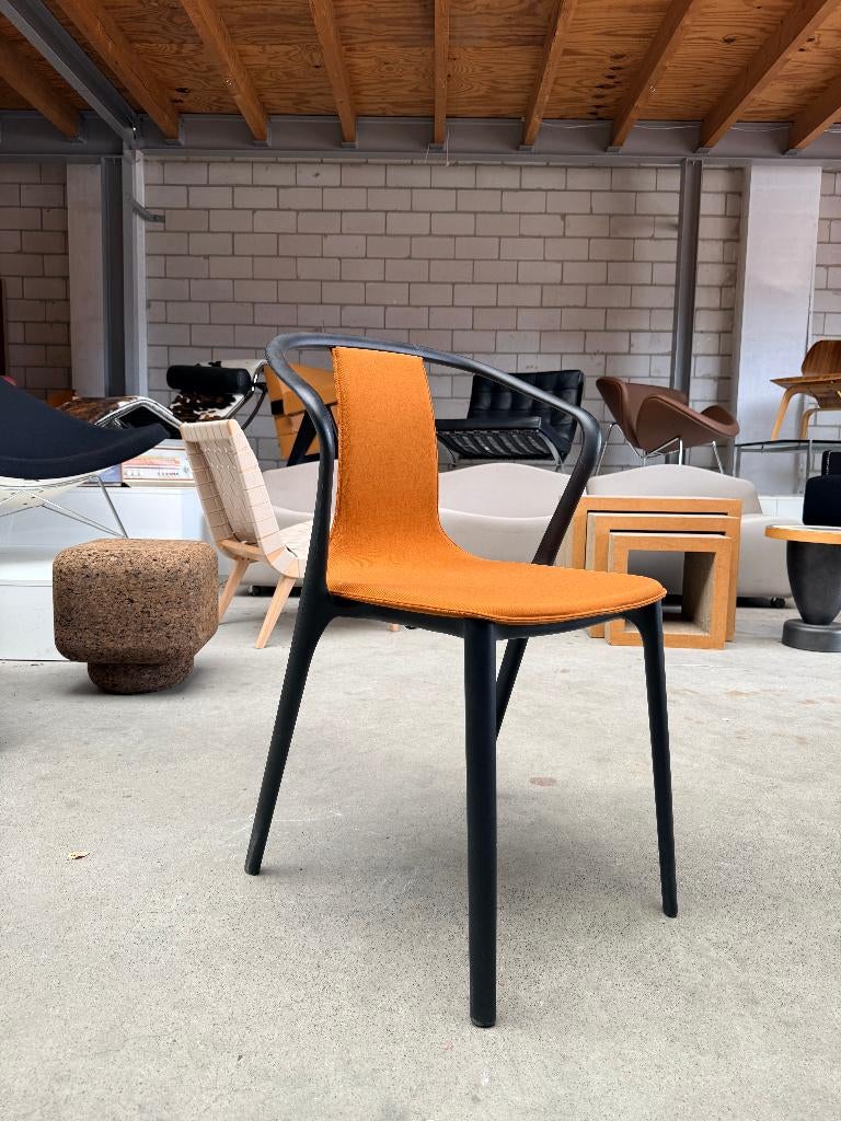 Vitra Belleville chair by Ronan en Erwan Bouroullec, Ophalen, Stof, Gebruikt, Overige kleuren