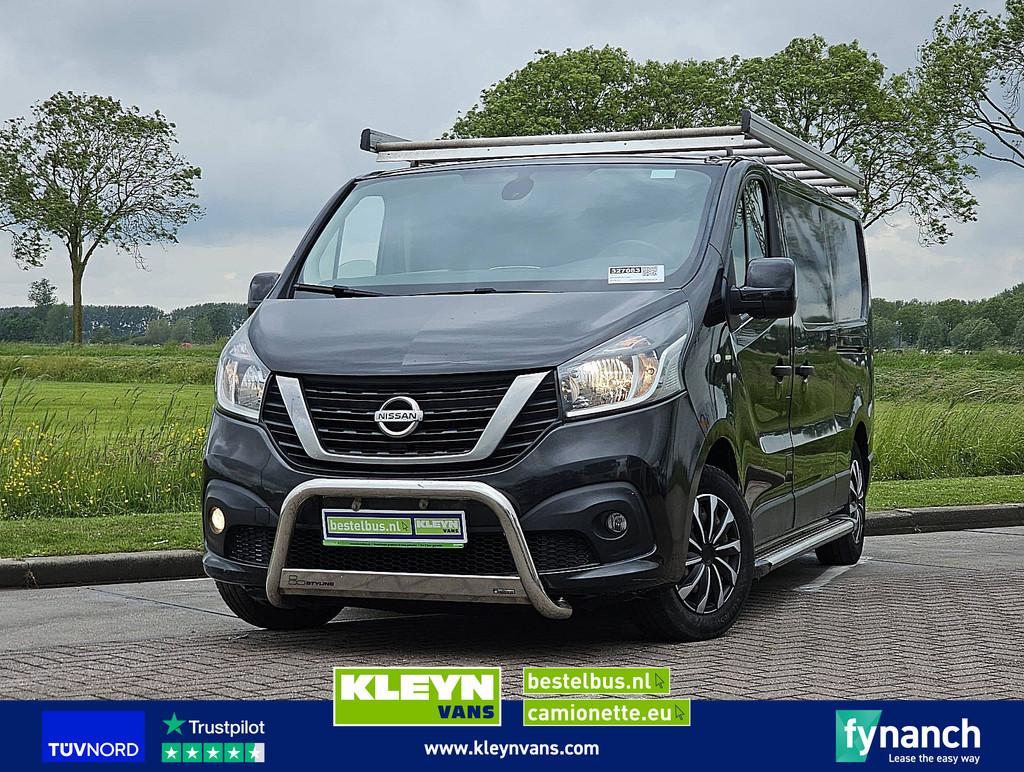 NISSAN NV 300 l2h1 2xzijdeur navi!, Auto's, Bestelauto's, 121 pk, Gebruikt, Euro 6, Zwart