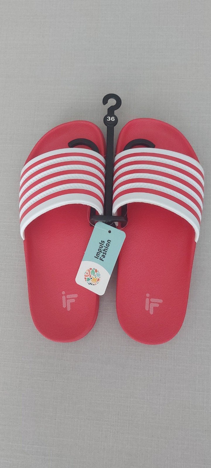 Nieuwe rode slippers met strepen, maat 36, Kleding | Dames, Slippers, Impuls Fashion, Nieuw, Ophalen of Verzenden