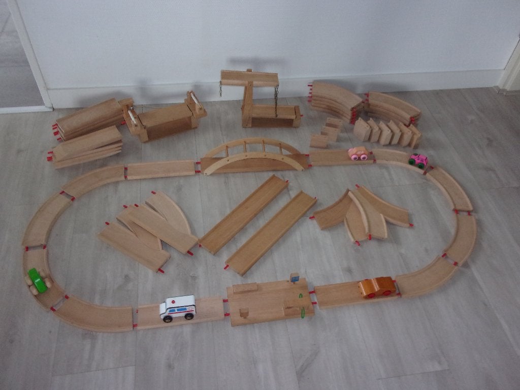 Zwaar Houten AUTOBAAN, 55 delig, koppelbaar, Ophalen of Verzenden, Zo goed als nieuw, Overige typen