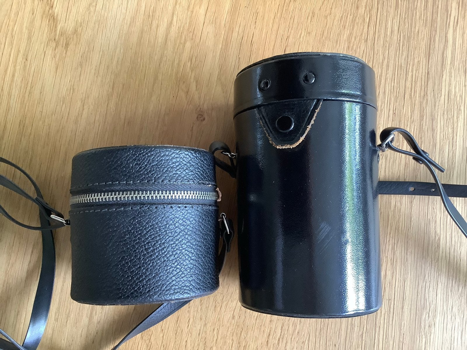 Vintage Canon en Soligor lenskokers - Gebruikt, Ophalen of Verzenden, Gebruikt, Toebehoren