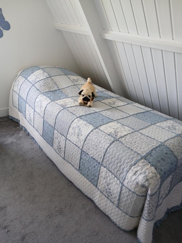 1 persoons boxspring helemaal compleet + sprei clayre&eef, Ophalen, Eenpersoons, Blauw, Zo goed als nieuw