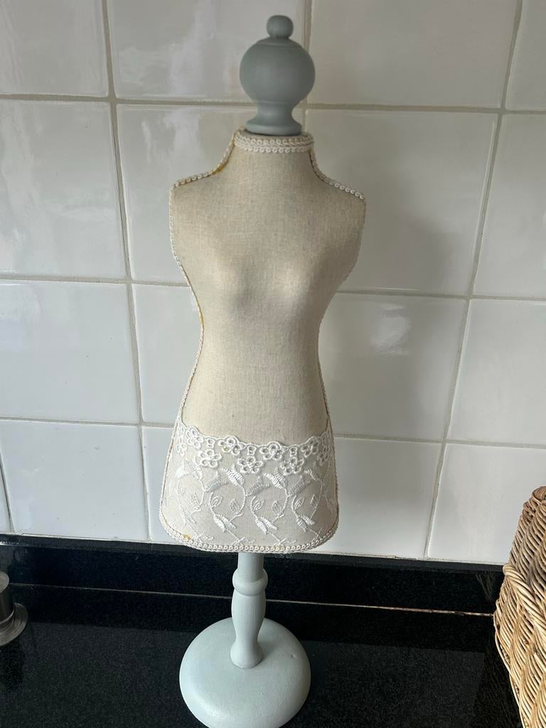 Decoratief paspopje met kant - Vintage stijl, Ophalen of Verzenden, Zo goed als nieuw
