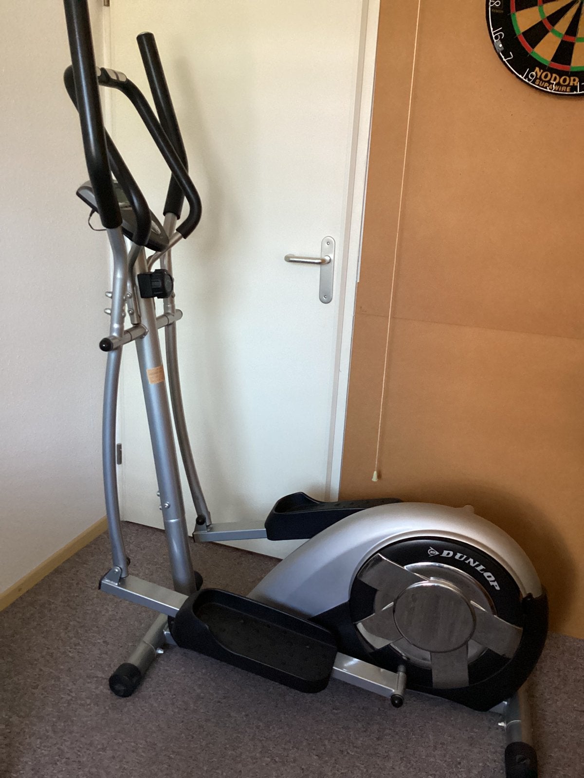 Crosstrainer Dunlop Driver XE-2  i.z.g.s. € 10,=, Ophalen, Benen, Zo goed als nieuw, Crosstrainer
