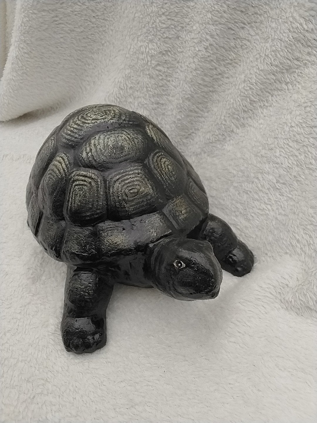 Decoratieve schildpad - Zwart met gouden accenten, Overige materialen, Overige stijlen, Ophalen of Verzenden, Gebruikt
