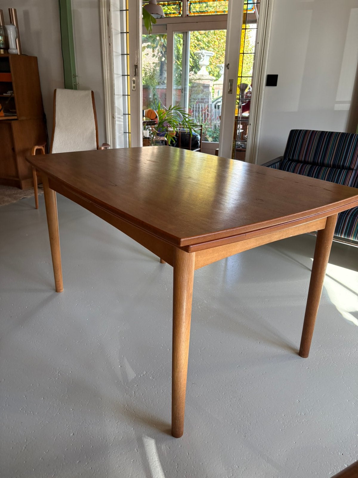 Vintage uitschuifbare eetkamertafel beuken en treak, Ophalen, 100 tot 150 cm, Teakhout, 50 tot 100 cm