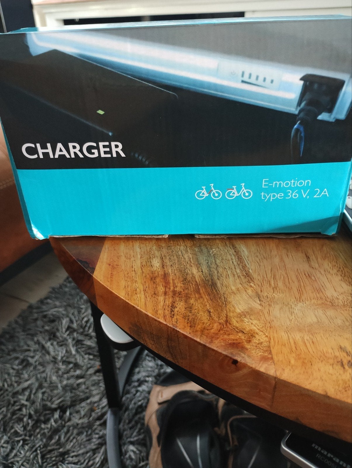 5 Pins lader voor Batavus Sparta als nieuw 10 x gebruikt 36V, Ophalen, Zo goed als nieuw