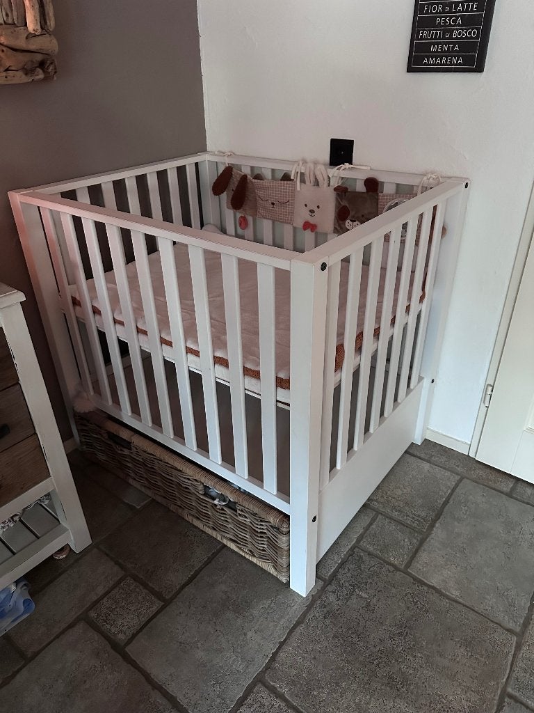 Europe Baby Box met lade.  Mag incl. matras/kleed, Ophalen, Gebruikt, Rechthoekig, In hoogte verstelbaar