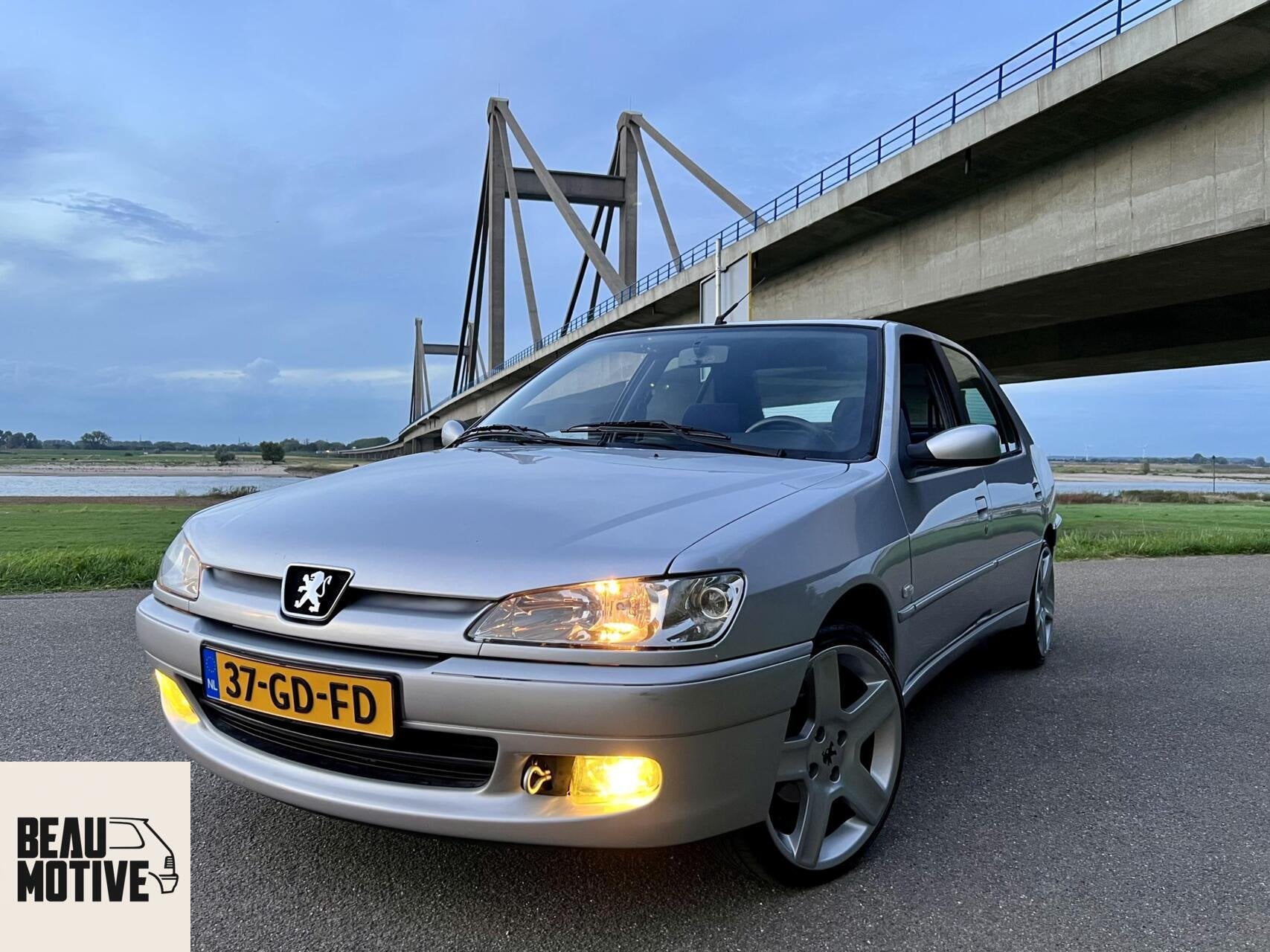 Peugeot 306 1.4 XR SEDAN >17” 206 RC< Airco, Trekhaak, NAP, Stof, Origineel Nederlands, Handgeschakeld, 75 pk