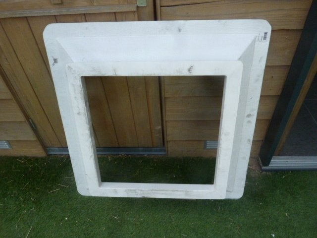 Opstand GFK  Type - BNL 60 x 60 centimeter., Ophalen, Gebruikt, Polyester