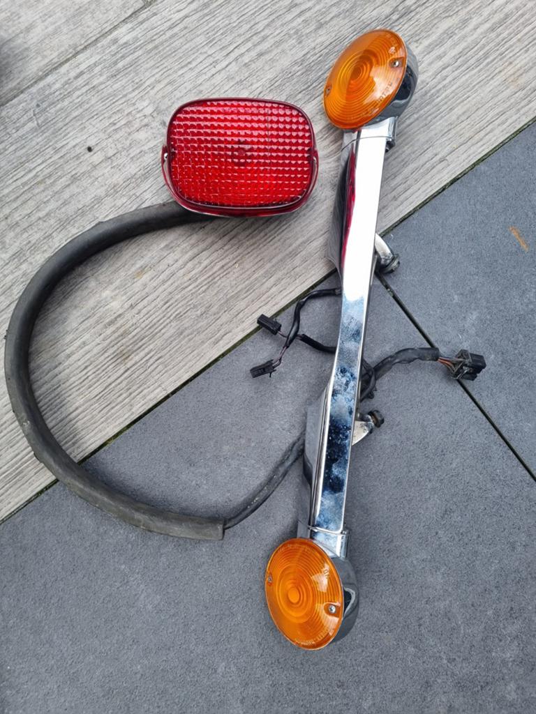 Achterligt knipperlicht balk en kabelboom softail twin cam, Ophalen of Verzenden, Gebruikt