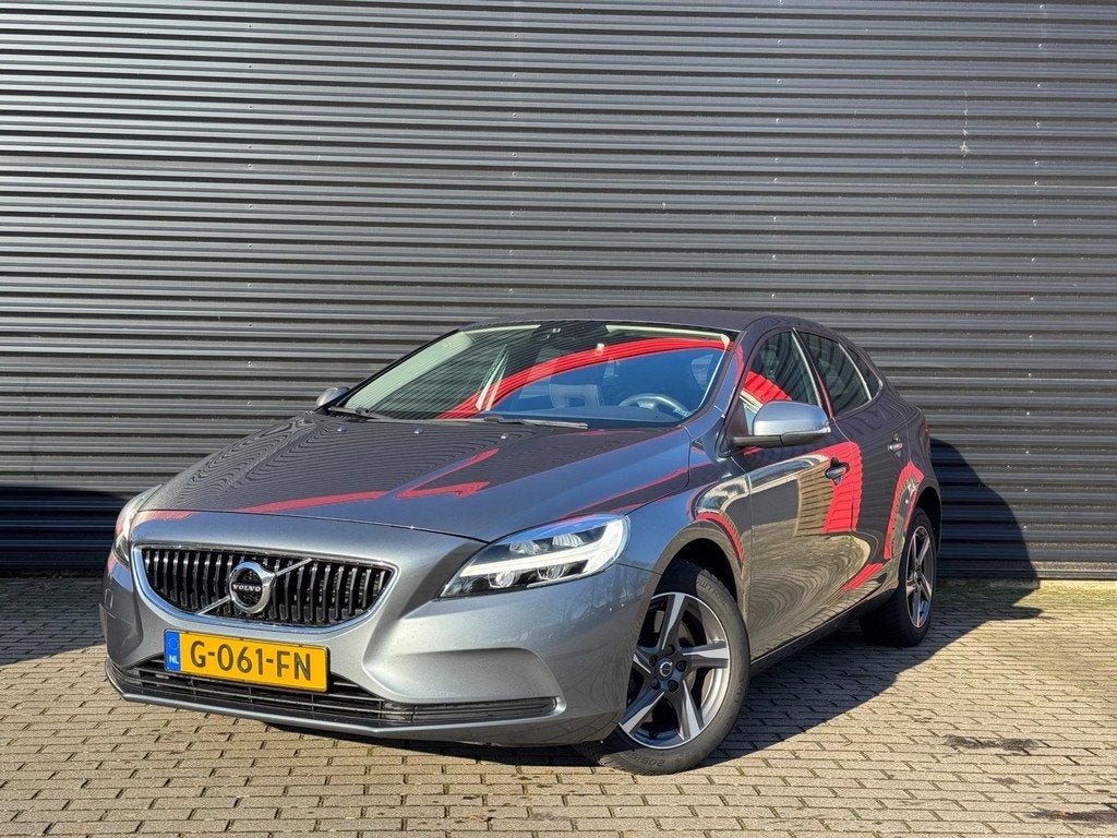 Volvo V40 1.5 T2 Polar+ | Navi | Cruise | LED | Stoelverwarm, Auto's, Volvo, Euro 6, 700 kg, 122 pk, Bedrijf