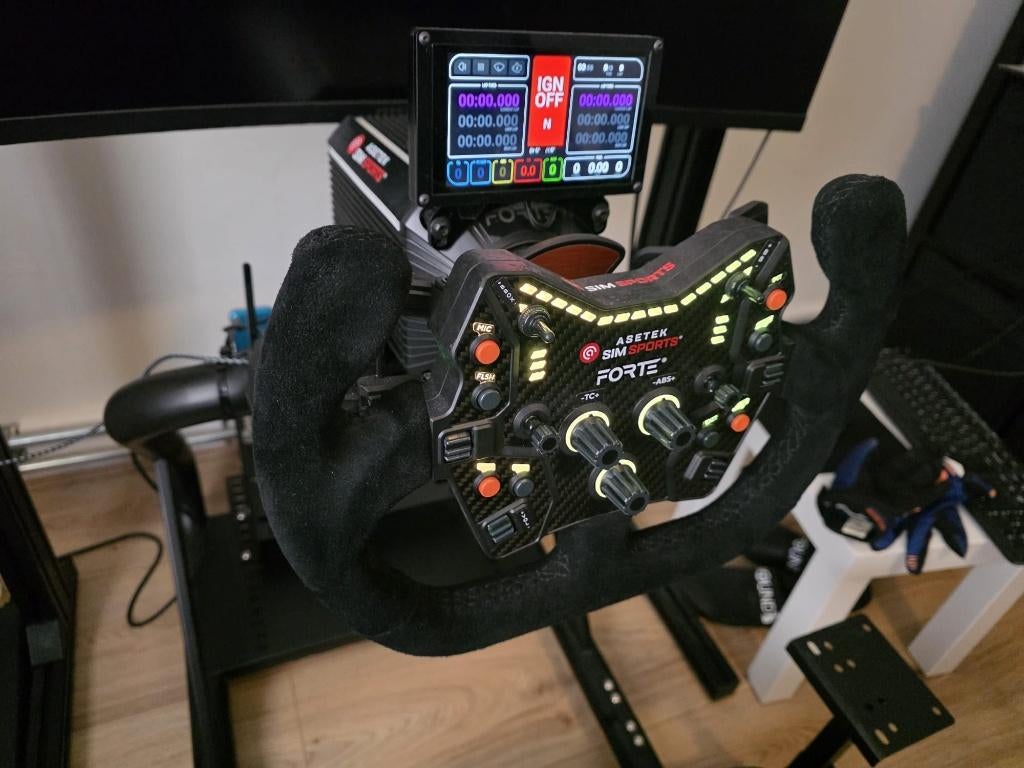 Asetek Forte Wheelbase (18nm) en Asetek Forte open D stuur, Ophalen of Verzenden, Zo goed als nieuw, Asetek
