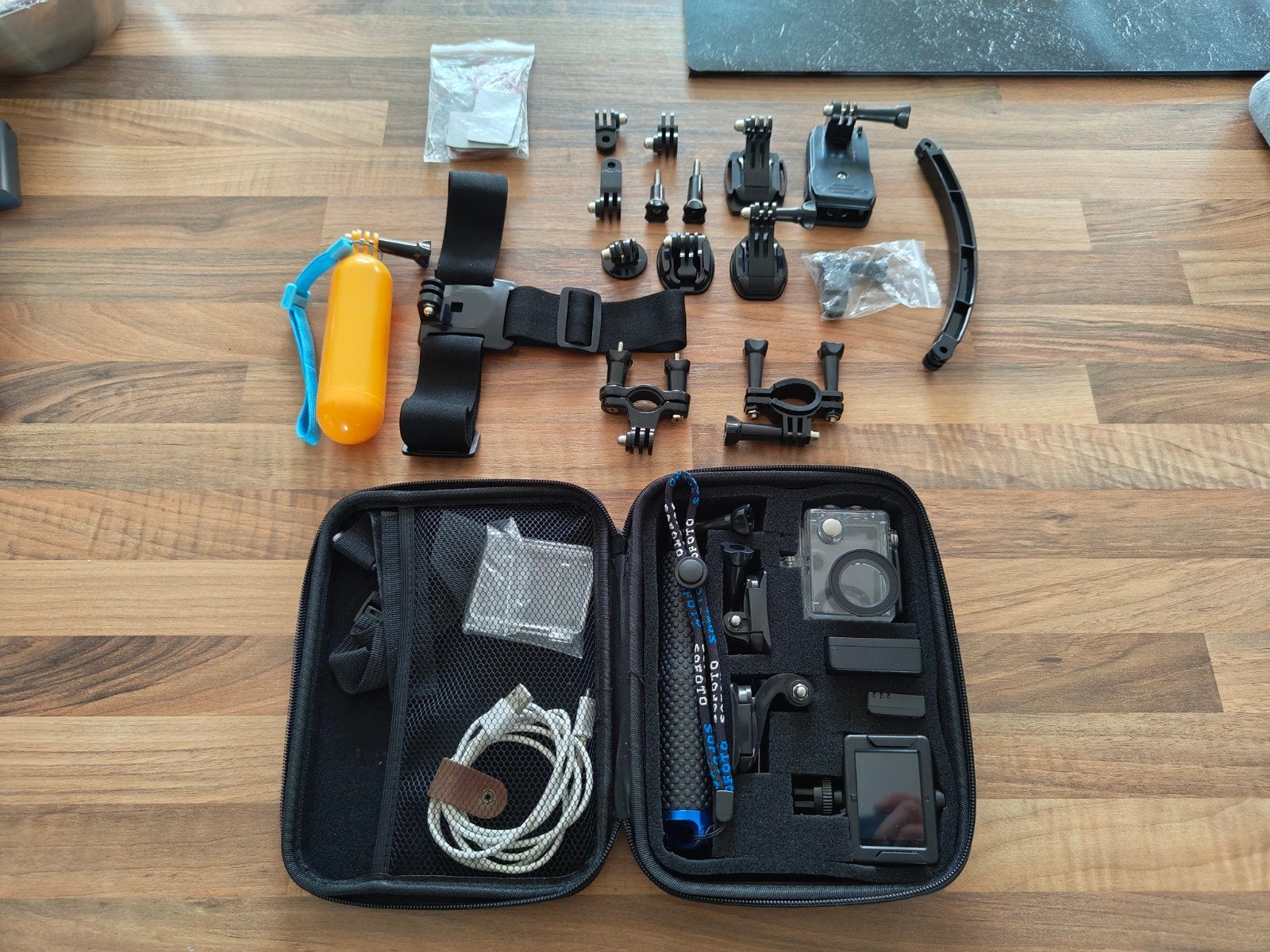 AKASO EK7000 Pro Action Camera met uitgebreide accessoires, Ophalen of Verzenden
