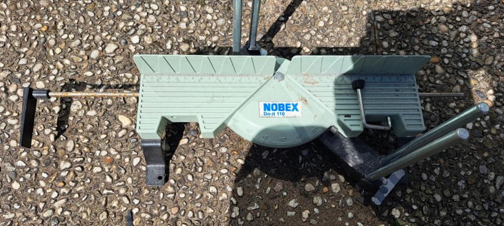 Nobex Do-it 110 verstekzaag - Gebruikt, Ophalen of Verzenden, Gebruikt, Afkortzaag, Nobex
