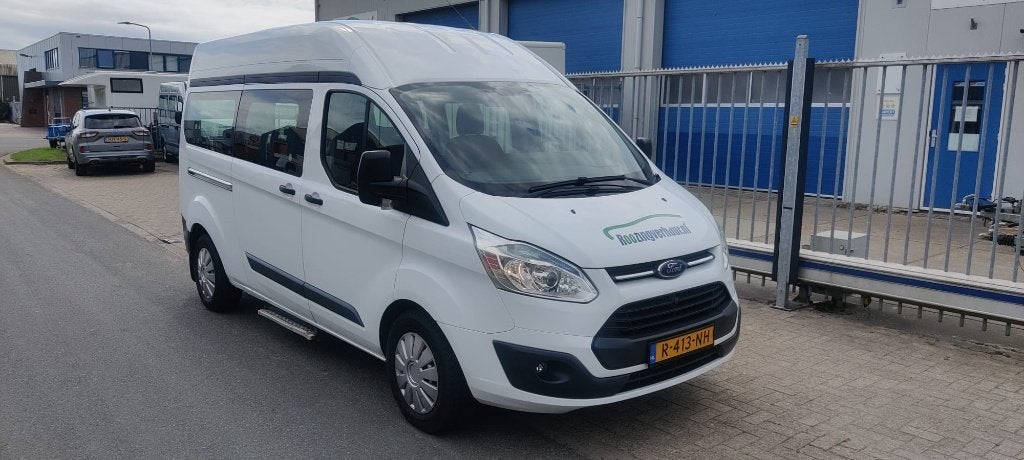 Ford Transit Custom Rolstoelauto 2014, Voorwielaandrijving, Euro 5, Zwart, 4 cilinders