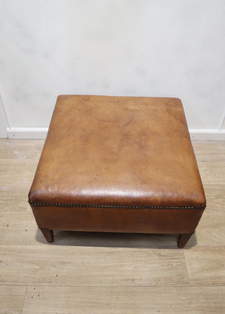 Lederen voetenbank, Gebruikt, Leer, Ophalen of Verzenden, 50 tot 75 cm