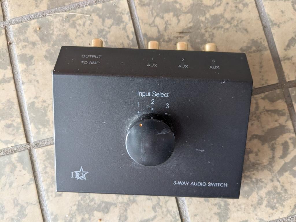 HQ ASWITCH-3 3-weg stereo audio schakelaar, Ophalen of Verzenden