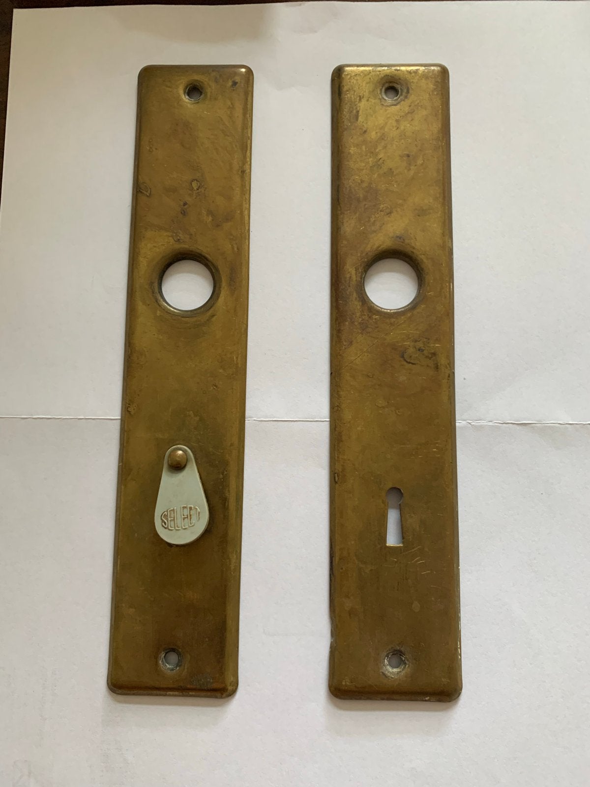 Vintage messing deurbeslag met sleutelgat en draaiknop, Ophalen of Verzenden, Gebruikt, Koper of Messing, Overige typen