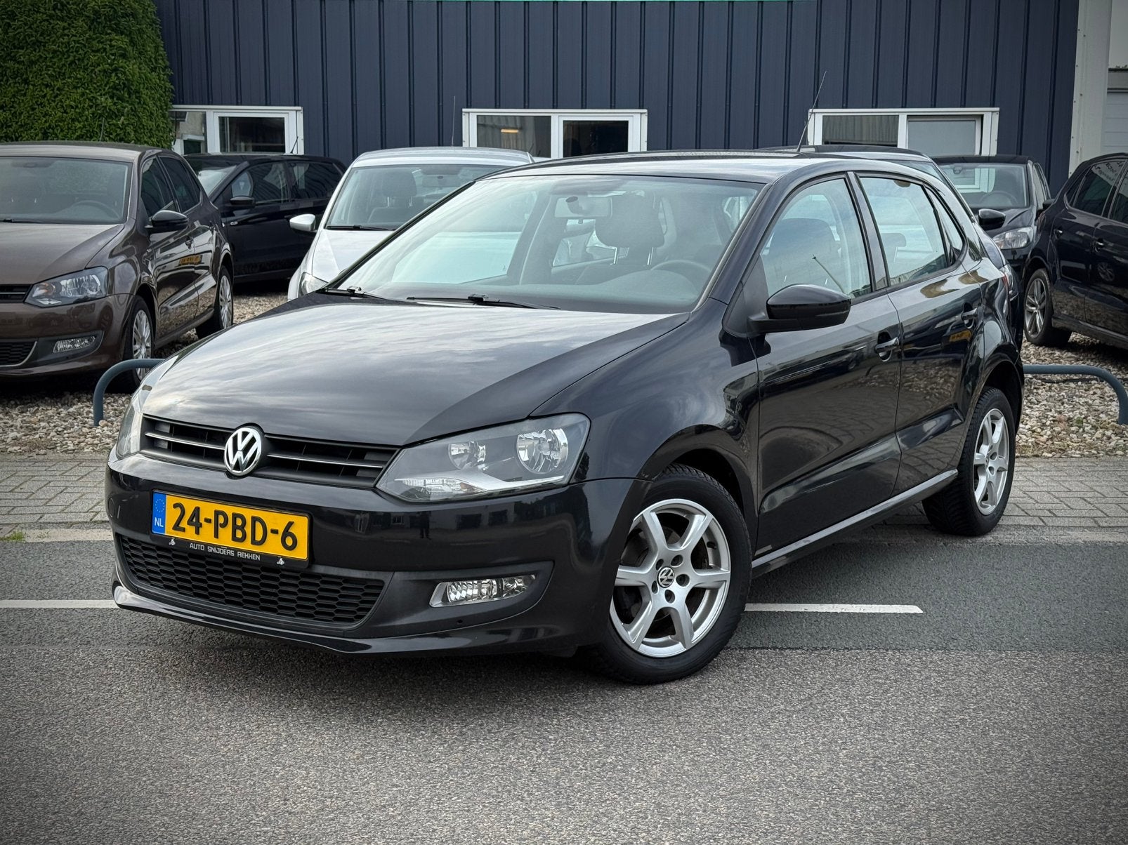 Volkswagen Polo 1.4 16V FSI 63KW 2011 Zwart, Voorwielaandrijving, 970 kg, 40 €/maand, 4 cilinders