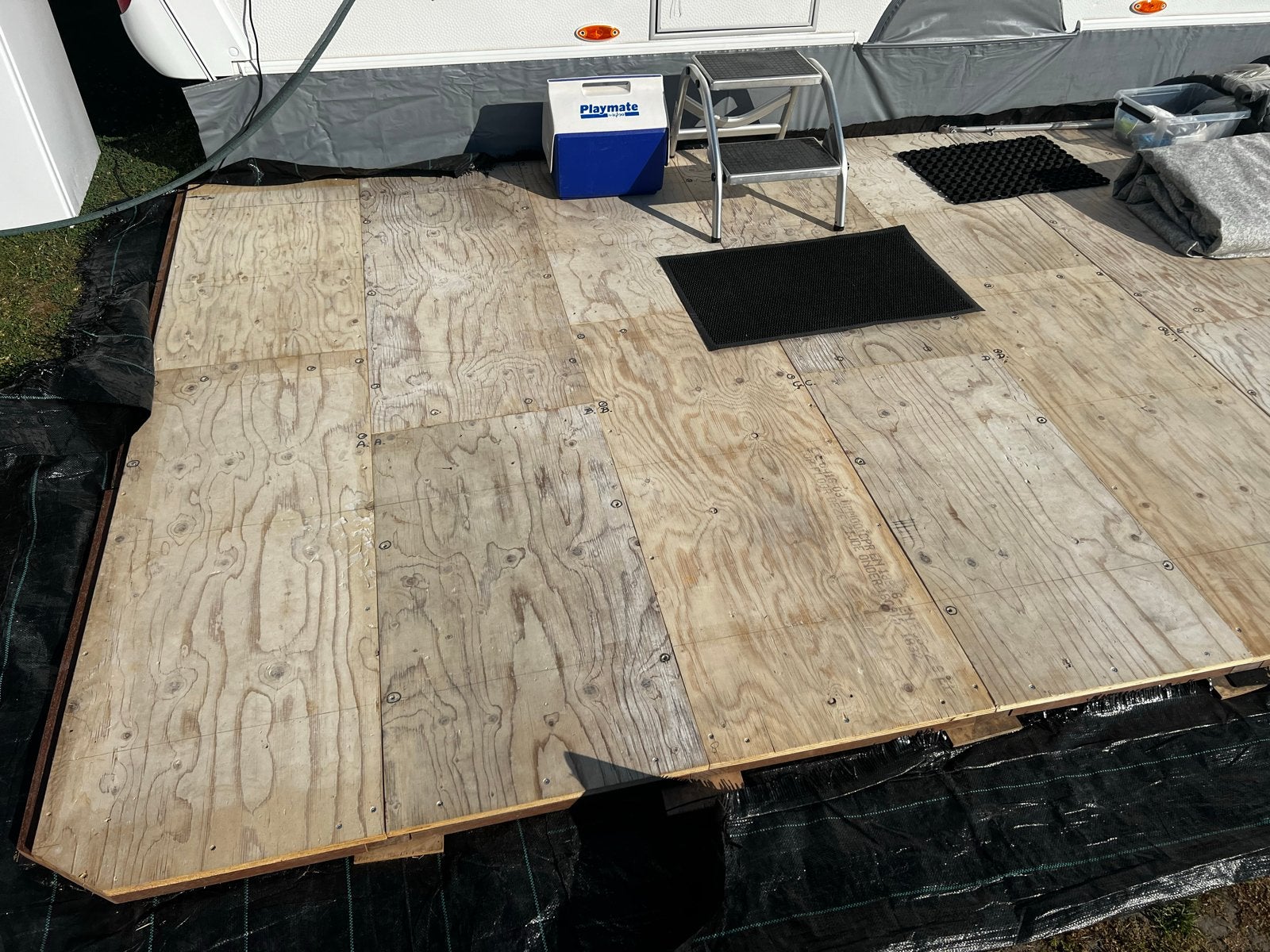 Vlonder voor voortent - aanpasbare diepte (5.30 x 2.35m), Ophalen, Gebruikt