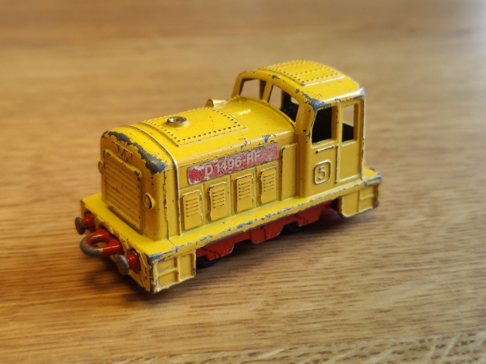 Matchbox Trein Shunter GEEL, Ophalen of Verzenden, Zo goed als nieuw, Auto