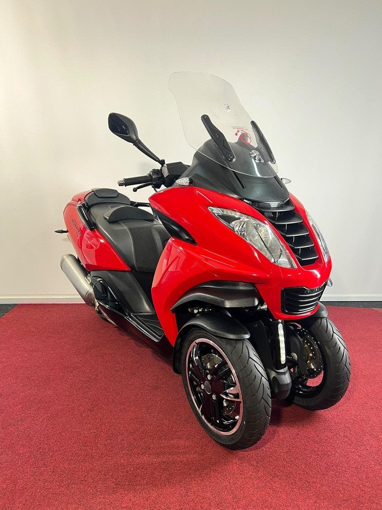 Peugeot Metropolis 400 Limited Edition, Scooter, Bedrijf, ABS, Bonnetstraat 1
6718 XN  Ede, NL