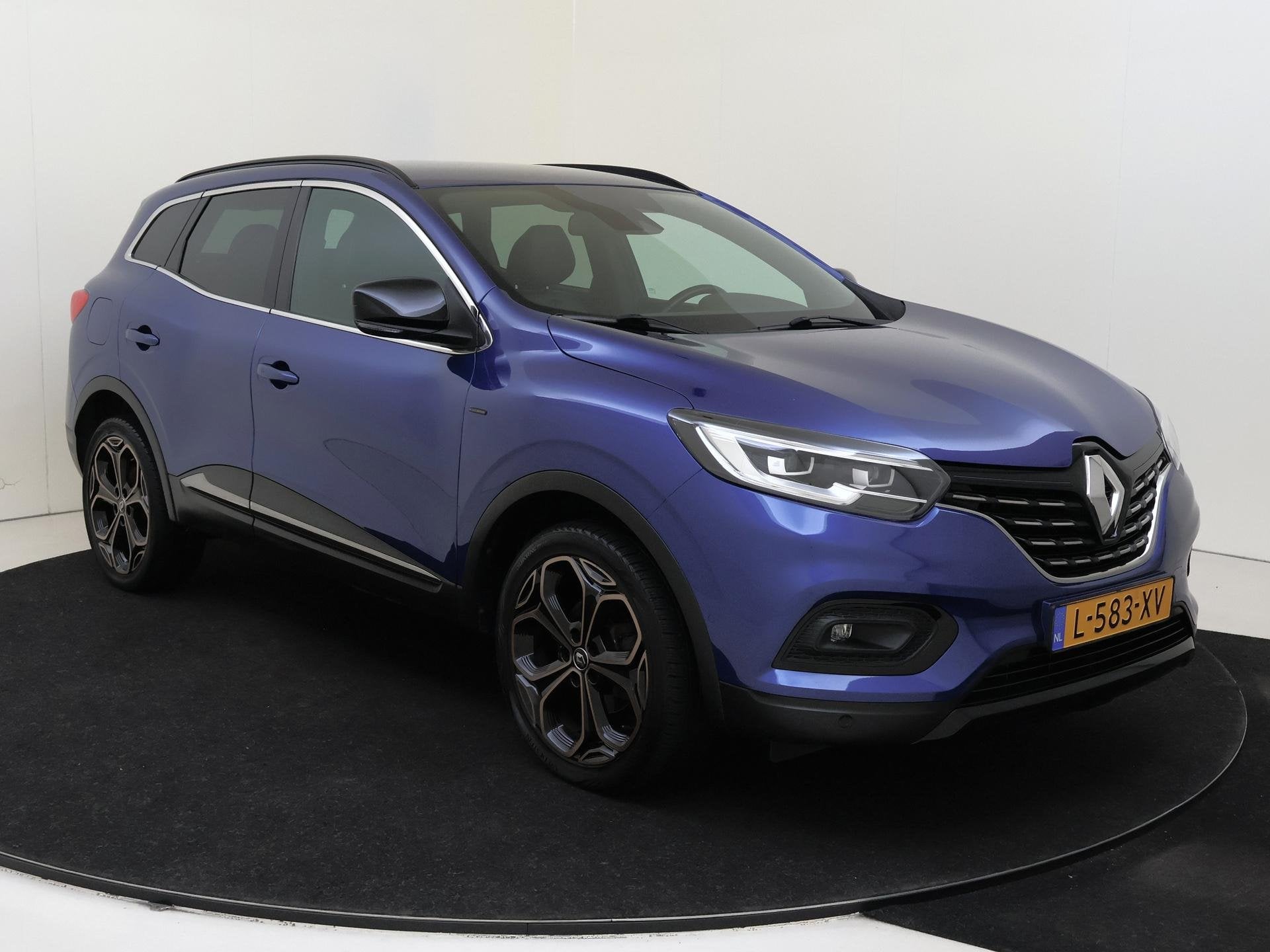 Renault Kadjar 1.3 TCe Black Edition LM velgen | Climat Cont, Auto's, Voorwielaandrijving, Kadjar, Gebruikt, 4 cilinders