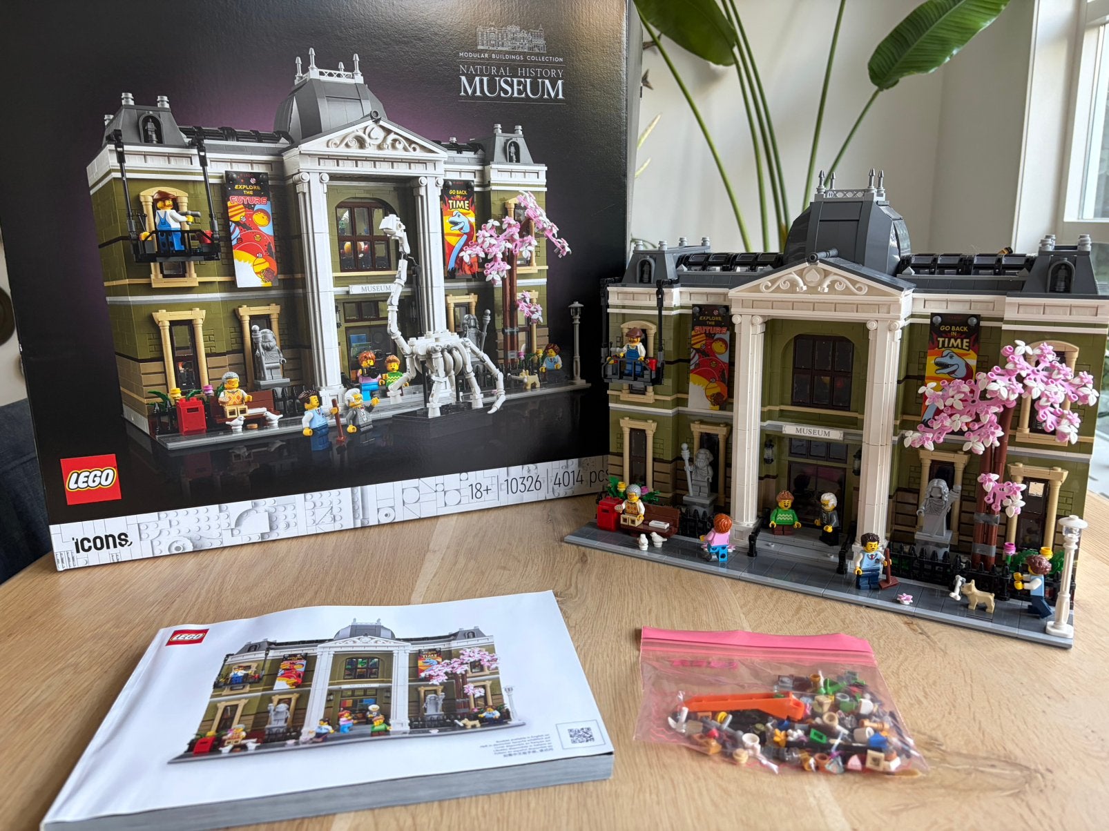 Lego Icons 10326 Natuurhistorisch museum, Ophalen of Verzenden, Zo goed als nieuw