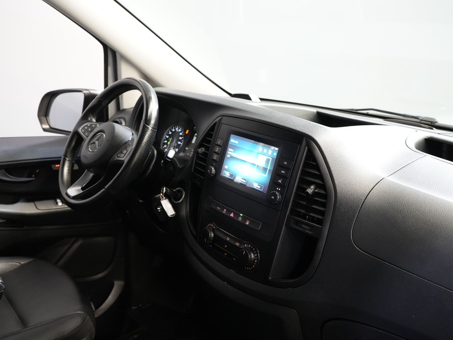 Mercedes-Benz Vito 116 CDI Aut. L3 LED/ Standkachel/ Stoelve, Automaat, Achterwielaandrijving, Gebruikt, 4 cilinders