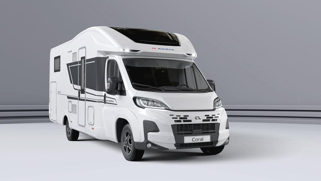 Adria Coral Axess 650 DL Benelux Edition, Caravans en Kamperen, Campers, Automaat, Ringverwarming, Fiat, Bedrijf